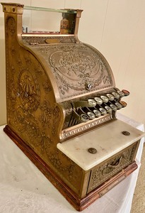 lot 151 image: Vintage National Cash Register