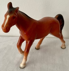 lot 169 image: Three Collectible Figurines