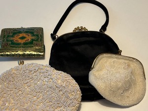 lot 236 image: Vintage Ladies Handbags
