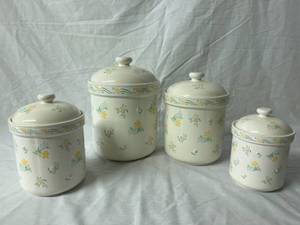 Set of 4 Ceramic Canisters