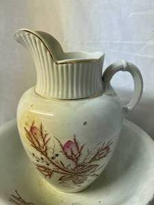 Old Fashioned Water Basin & Pitcher