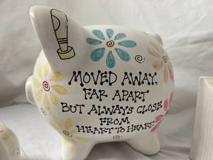 Lot of 3 Piggy Banks