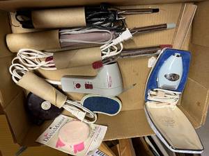 Lot of Curling Irons & Bathroom Supplies