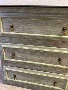 Cabinets & Counter Top