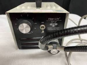 WOW MSRP $1000 DOLAN JENNER FIBER OPTIC LIGHT&nbspFiber-Lite Intensity Illuminator W Dual Gooseneck Lights&nbsp- GREAT WORKING CONDITION