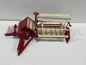 Tin McCormick-Deering GrainWheat Binder