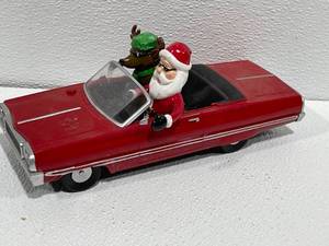 Gemmy Santa Claus & Reindeer Musical Car