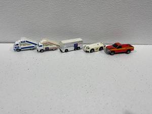 Lot of Matchbox, Hot Wheels, Etc...