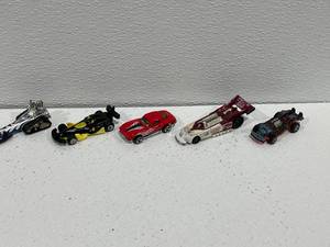 Lot of Matchbox, Hot Wheels, Etc...