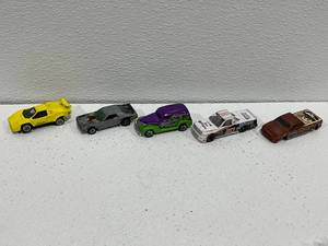 Lot of Matchbox, Hot Wheels, Etc...