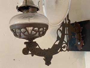 lot 74 image: Vintage Ornate Wall Mount Oil Lantern