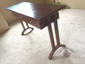 lot 87 image: Vintage 3 Drawer Wooden Table