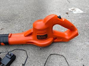 lot 182 image: Black and Decker Rechargeable Leaf Blower Model LSW221