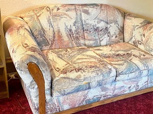lot 111 image: Vintage Contemporary Style (Love Seat) Sofa