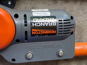 lot 138 image: Branch Trimmers