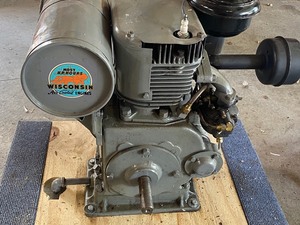 lot 59 image: Wisconsin Air Cooled Gas Engine