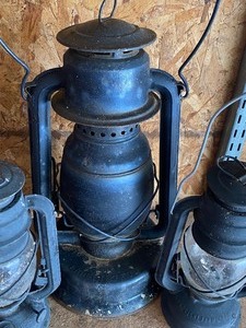 lot 141 image: Three Vintage Lanterns