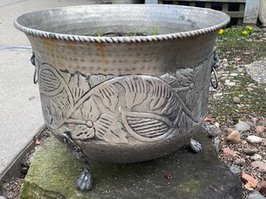 lot 49 image: Lovely Metal Planter