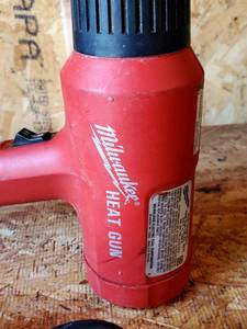 lot 17 image: Milwaukee Heat Gun