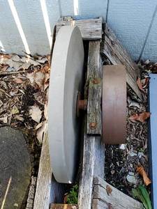 lot 46 image: Hit & Miss Grinding Stone