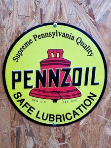 lot 185 image: 12 Round Metal Pennzoil Sign