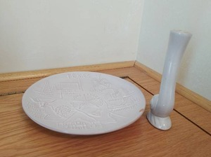 Two Pieces Of Framkoma Pottery