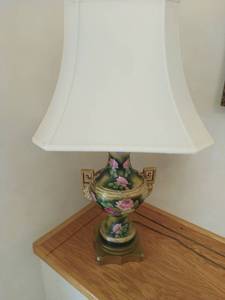 Vintage Floral Lamp