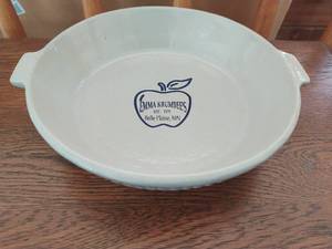 Red Wing Pottery Emma Krumbees Pie Dish