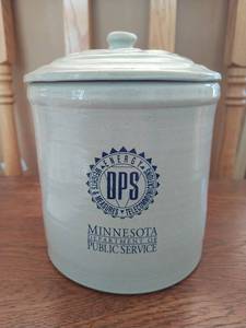 Red Wing Pottery Minnesota Department Of Public Services Lidded Crock