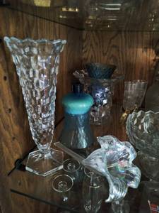 Collection of Glassware & Dcor