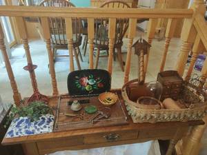 Collection of Vintage Dcor