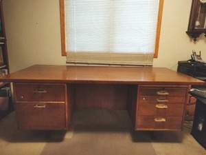MCM Desk
