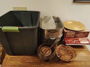 Collection of Kitchen & Dcor Items