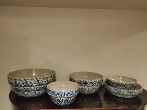 Collection of Sponge Painted Graniteware