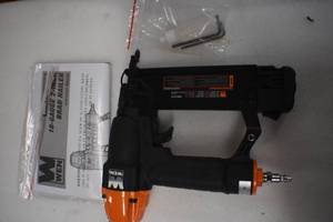 Brad nailer