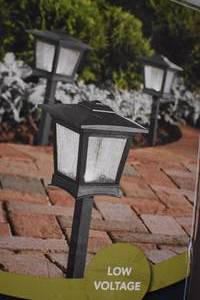 LED Pathway Light Kit