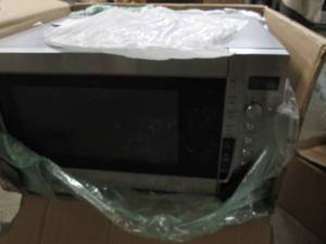 2.2 cu ft 1250 watt counter top mic...