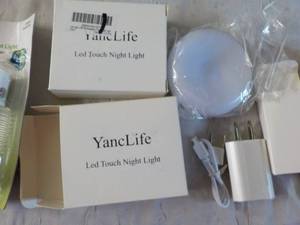 2 LED Touch Night Lights, Flashligh...