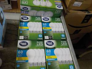 5 Pkgs Great Value LED Light Bulbs...