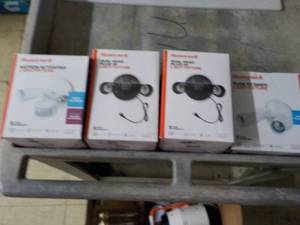 4 Honeywell Light Fixtures...