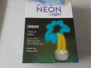 Urban Shop Palm Tree LED Neon 12 T...