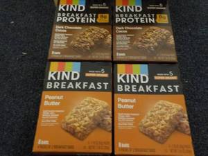Case of 32 KIND Breakfast Protein B...