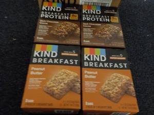 Case of 32 KIND Breakfast Protein B...
