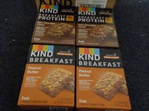 Case of 32 KIND Breakfast Protein B...