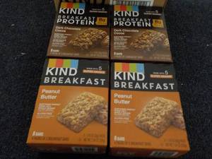 Case of 32 KIND Breakfast Protein B...