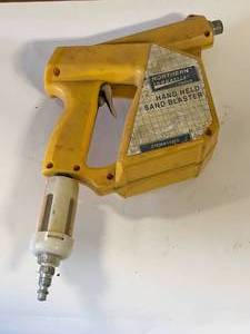 Northern Industrial Tools Sand Blaster