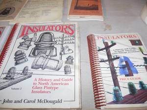 lot 62 image: Several Books on History and Price Guides on Insulators with Pictures and Detailed Descriptions for Collectors