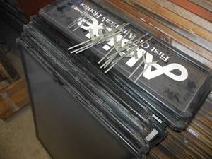 lot 71 image: Portable Show Display Includes Connectors Would Make Custom Background for Fair or Home Show Booth