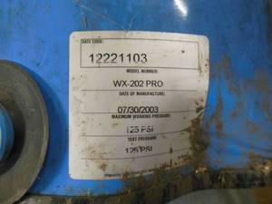 lot 73 image: Well Water Pressure Tank (Replaced with Larger Tank), 15 Dia. X 30 Tall -30 Gal.