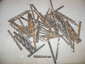 lot 96 image: Flat of Drill Bits